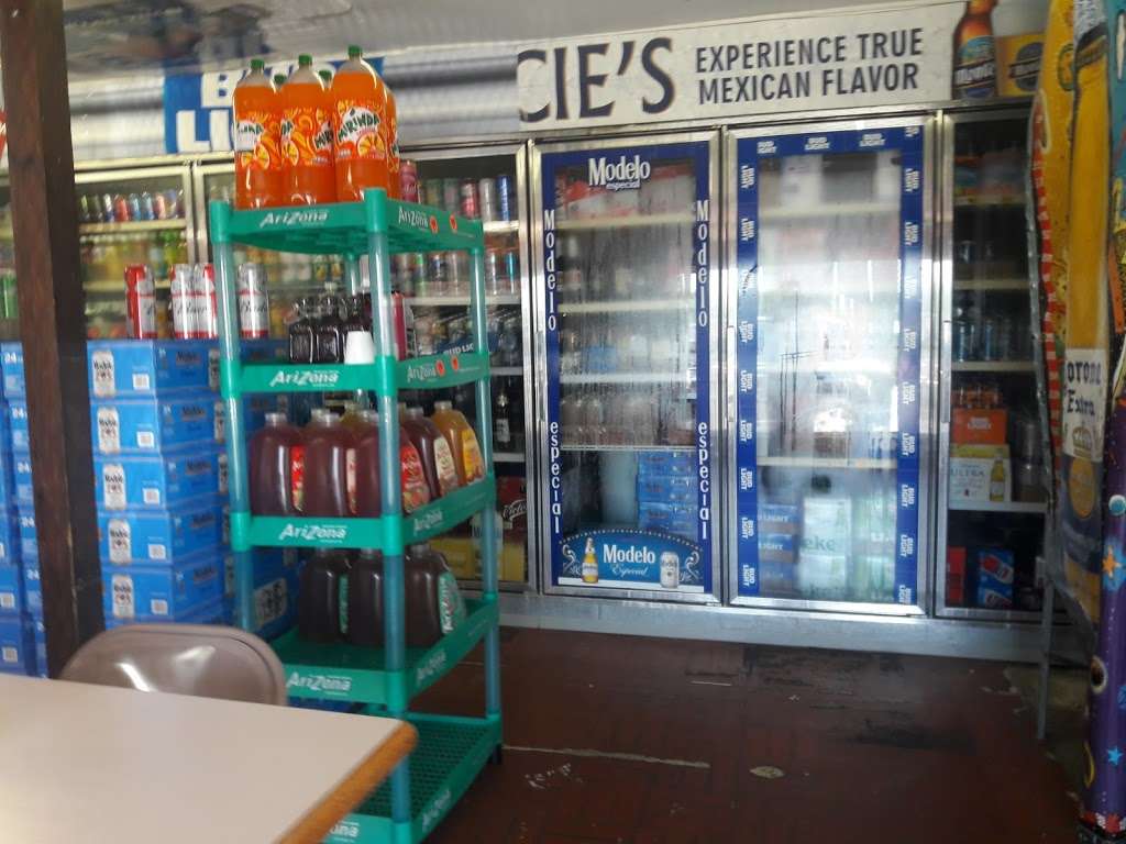 Tacos Arcies tienda mexicana | 612 W Derby Ave, Auburndale, FL 33823, USA | Phone: (863) 965-0109