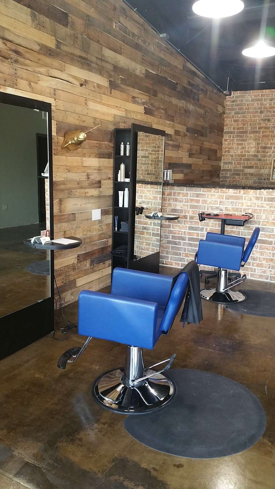 The Parlor | 2520 Ovilla Rd #300, Red Oak, TX 75154, USA | Phone: (469) 820-9308