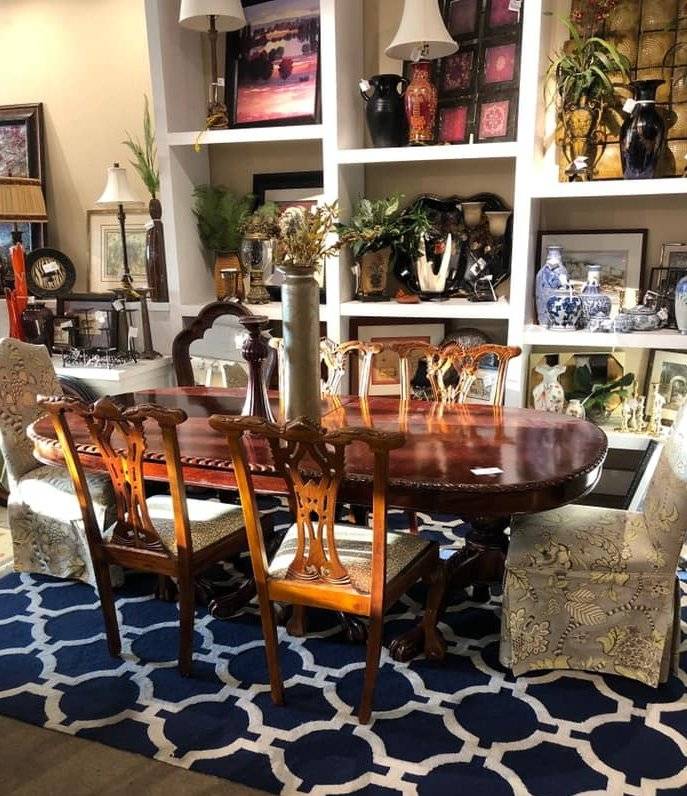 Snooty Fox Furniture Den - Affordable Quality Consignment Store | 11354 Montgomery Rd, Cincinnati, OH 45249, USA | Phone: (513) 489-8100