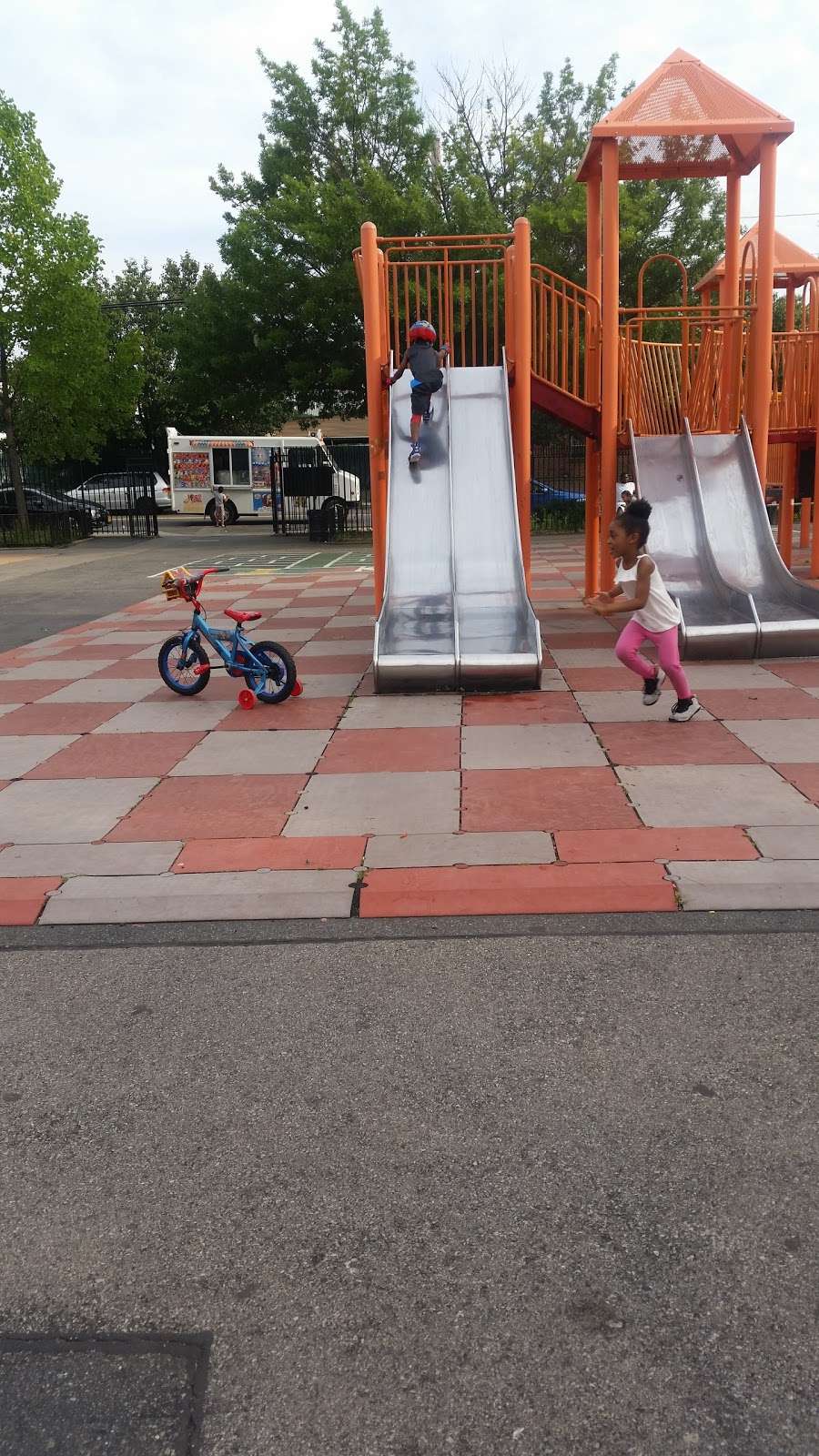 Burns Playground | 2507A Lodovick Ave, The Bronx, NY 10469, USA | Phone: (212) 639-9675