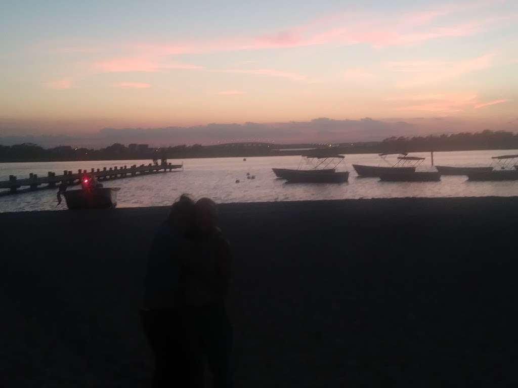 Phillips-Van Heusen | 7000 N Las Vegas Blvd, Las Vegas, NV 89115, USA | Phone: (702) 643-4362