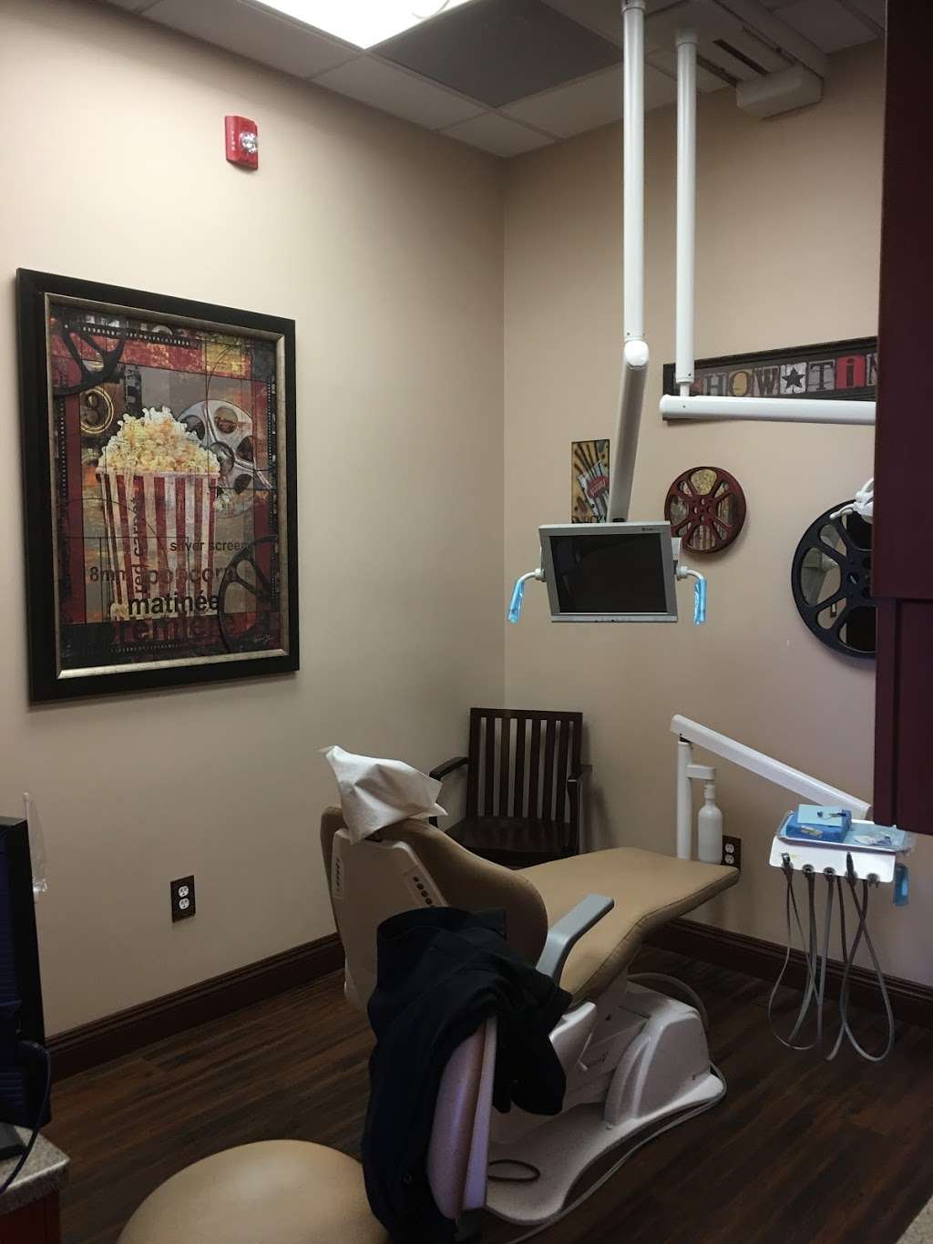 Dr. Kami M. Erickson, DDS | 14309 Bear Valley Rd #1, Victorville, CA 92392, USA | Phone: (760) 244-9955