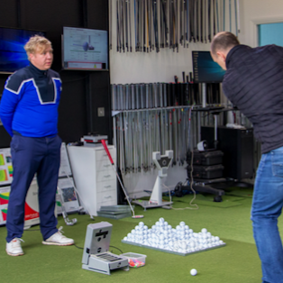 Golf Lessons in Brentwood | Warley Gap, Warley, Brentwood CM13 3DP, UK | Phone: 01277 205809