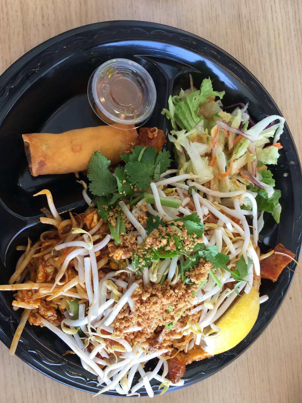 Rakadeka Fresh Thai Kitchen | 10450 Friars Rd X, San Diego, CA 92120 | Phone: (619) 521-4810