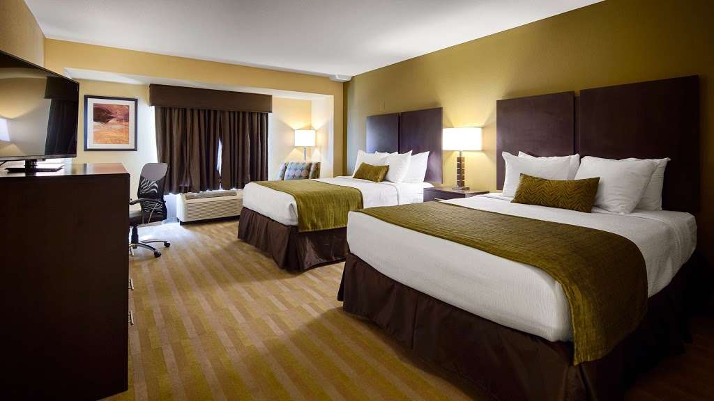 Best Western Plus Thornburg Inn & Suites | 5217 Mudd Tavern Rd, Woodford, VA 22580, USA | Phone: (540) 805-5023