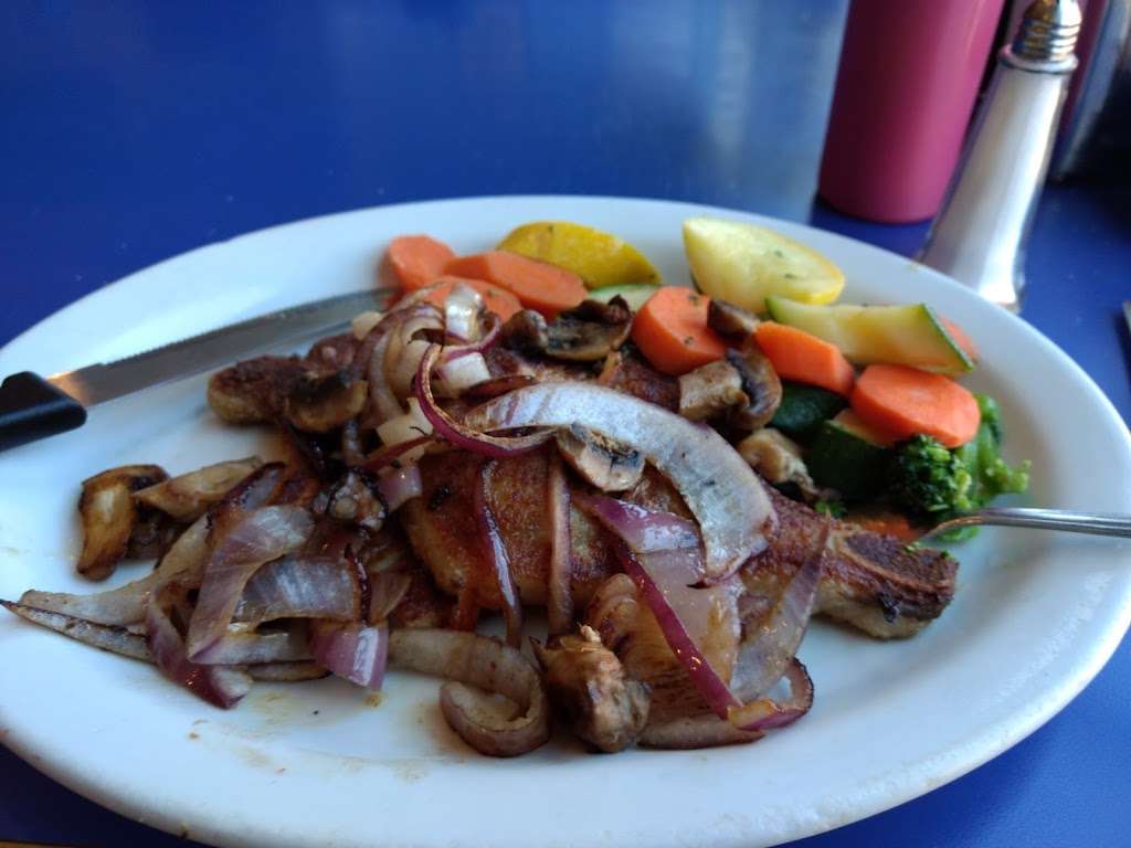 Lighthouse Cafe | 508 W 39th St, San Pedro, CA 90731, USA | Phone: (310) 548-3354