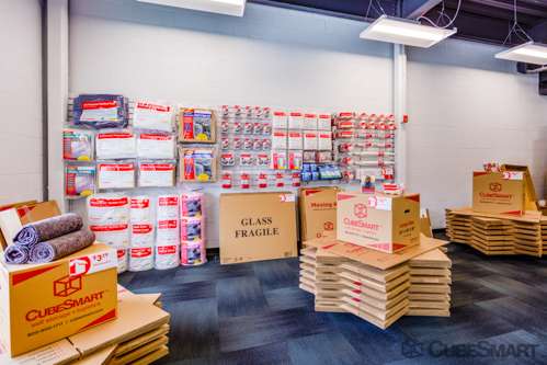 CubeSmart Self Storage | 7635 W Oklahoma Ave, Milwaukee, WI 53219, USA | Phone: (414) 323-8537