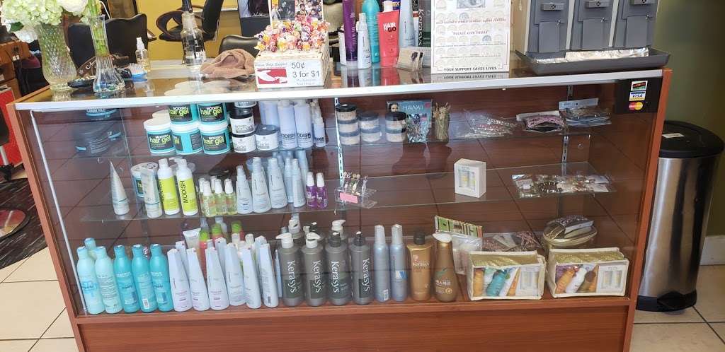 Value Cuts Beauty Salon | 8879 N Laurel Canyon Blvd # D, Sun Valley, CA 91352, USA | Phone: (818) 252-1075