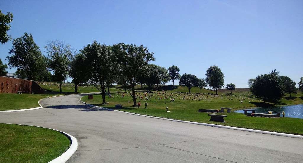 Terrace Park Cemetery | 801 NW 108th St, Kansas City, MO 64155, USA | Phone: (816) 734-5500