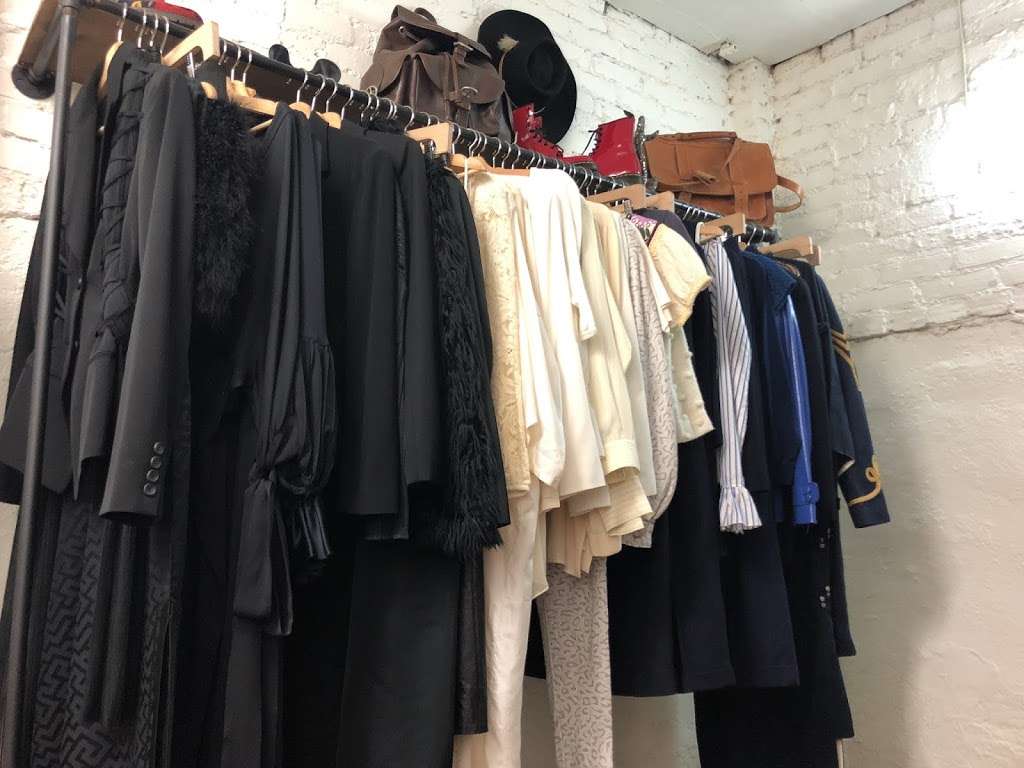 Sleeper | 2002 Sunset Blvd, Los Angeles, CA 90026, USA