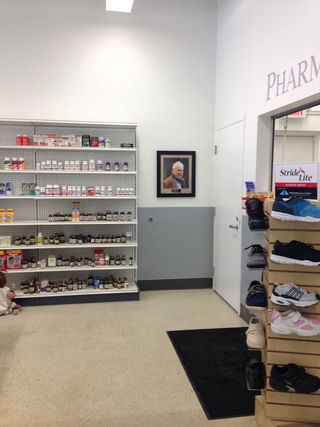 St. Clair Drug | 6718 St Clair Ave., Cleveland, OH 44103, USA | Phone: (216) 361-4212