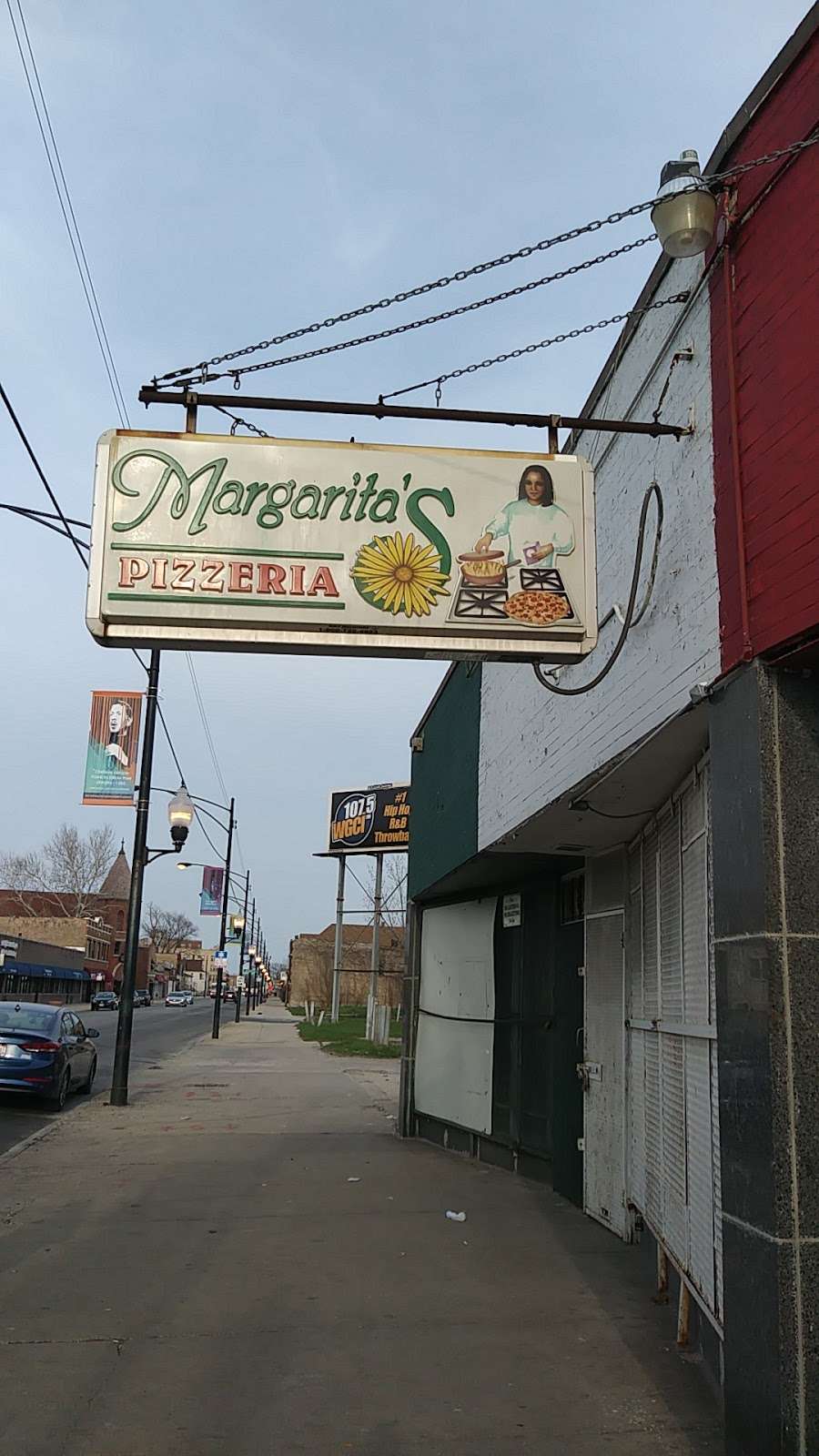 Margaritas Pizzeria | 2705 E 79th St, Chicago, IL 60649, USA | Phone: (773) 374-7969