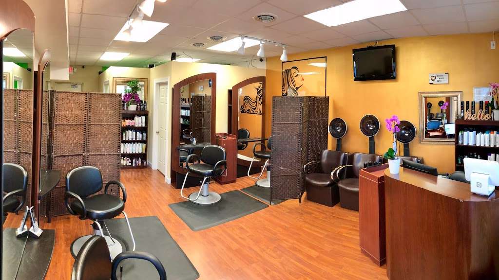 Golden Touch Salon Boutique | 2604 Kirkwood Hwy Suite C, Wilmington, DE 19805 | Phone: (302) 407-6880