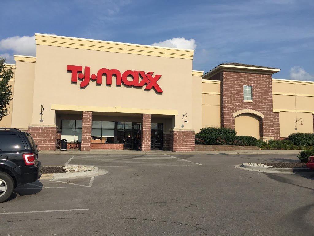 T.J. Maxx | 1640 NW Chipman Rd, Lees Summit, MO 64081, USA | Phone: (816) 246-2080