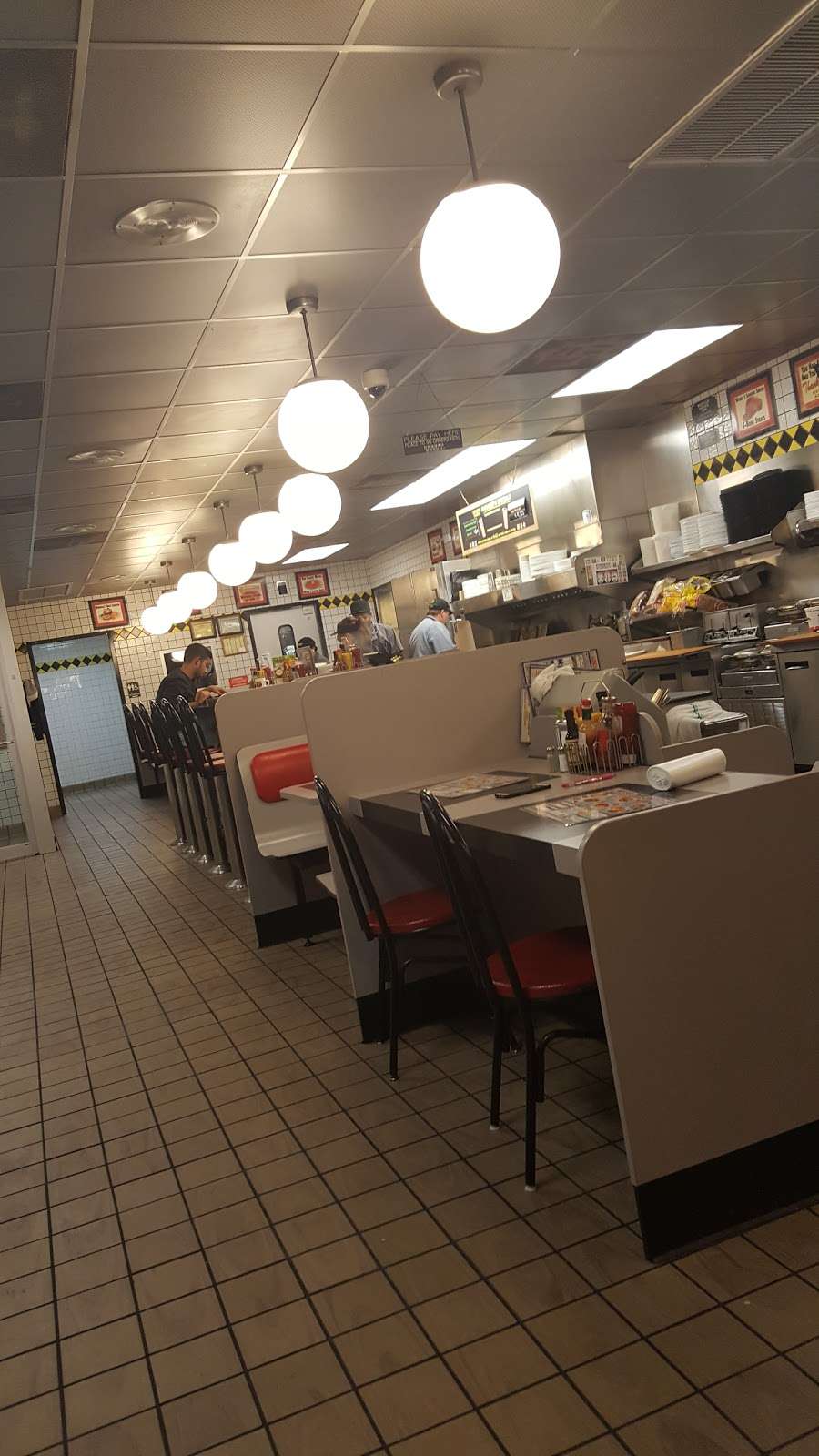 Waffle House | 1613 W Hebron Pkwy, Carrollton, TX 75010, USA | Phone: (972) 939-5185