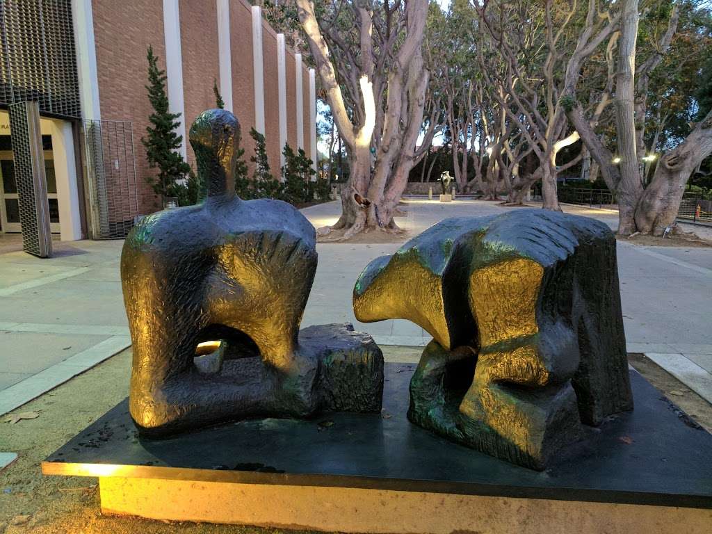 Franklin D. Murphy Sculpture Garden | 245 Charles E Young Dr E, Los Angeles, CA 90095 | Phone: (310) 443-7000