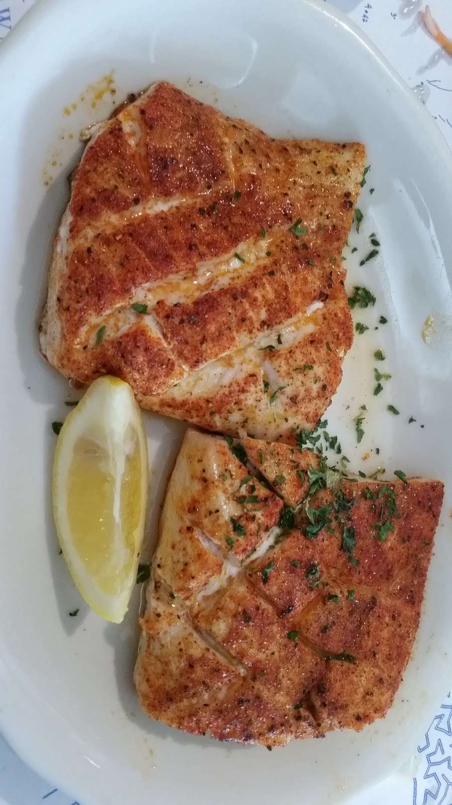 Cedar River Seafood | 4010, 8609 US-441, Leesburg, FL 34788, USA | Phone: (352) 728-3377