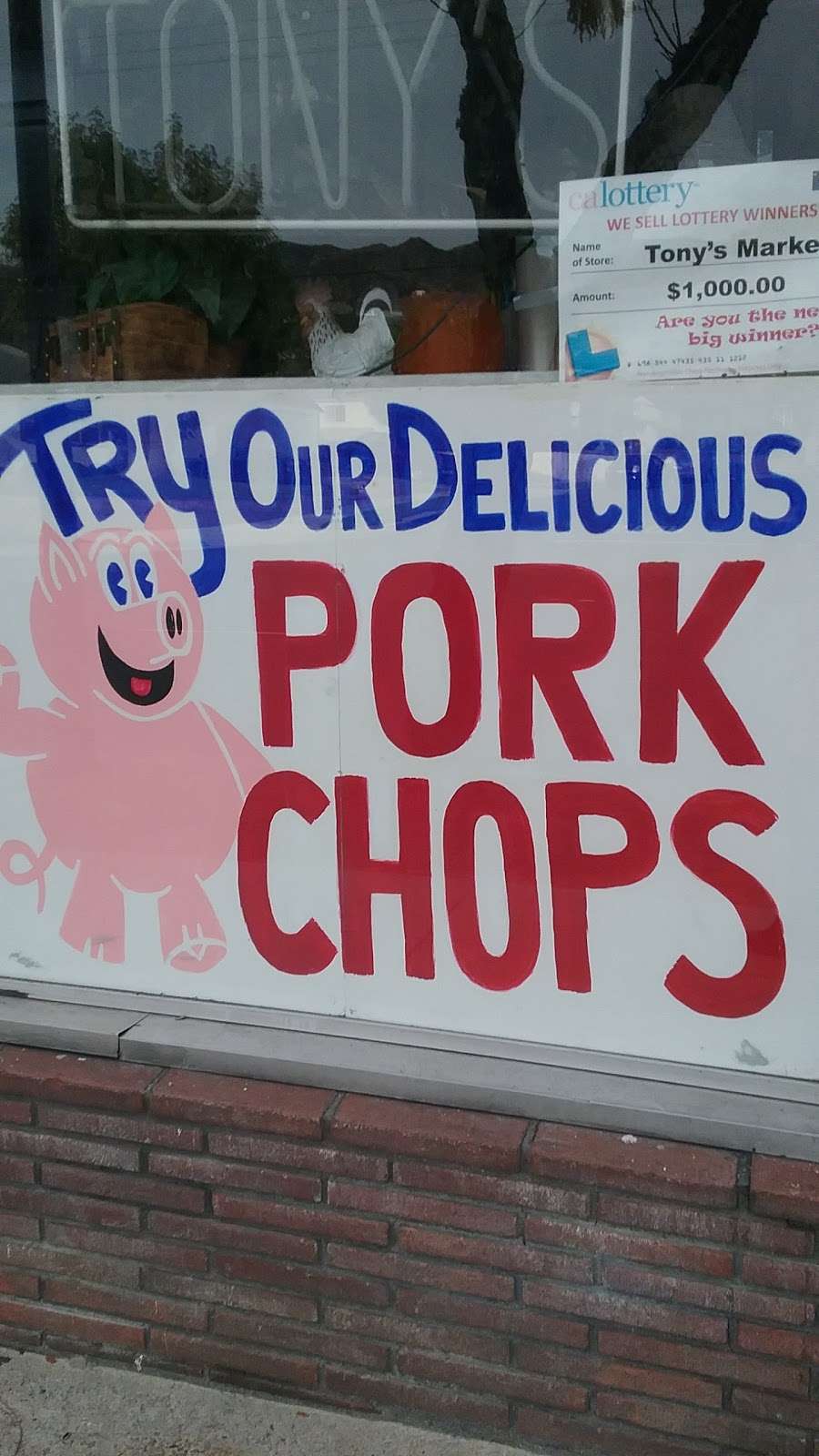 Tonys Sandwiches and Market | 2813 N Glenoaks Blvd, Burbank, CA 91504, USA | Phone: (818) 846-5863