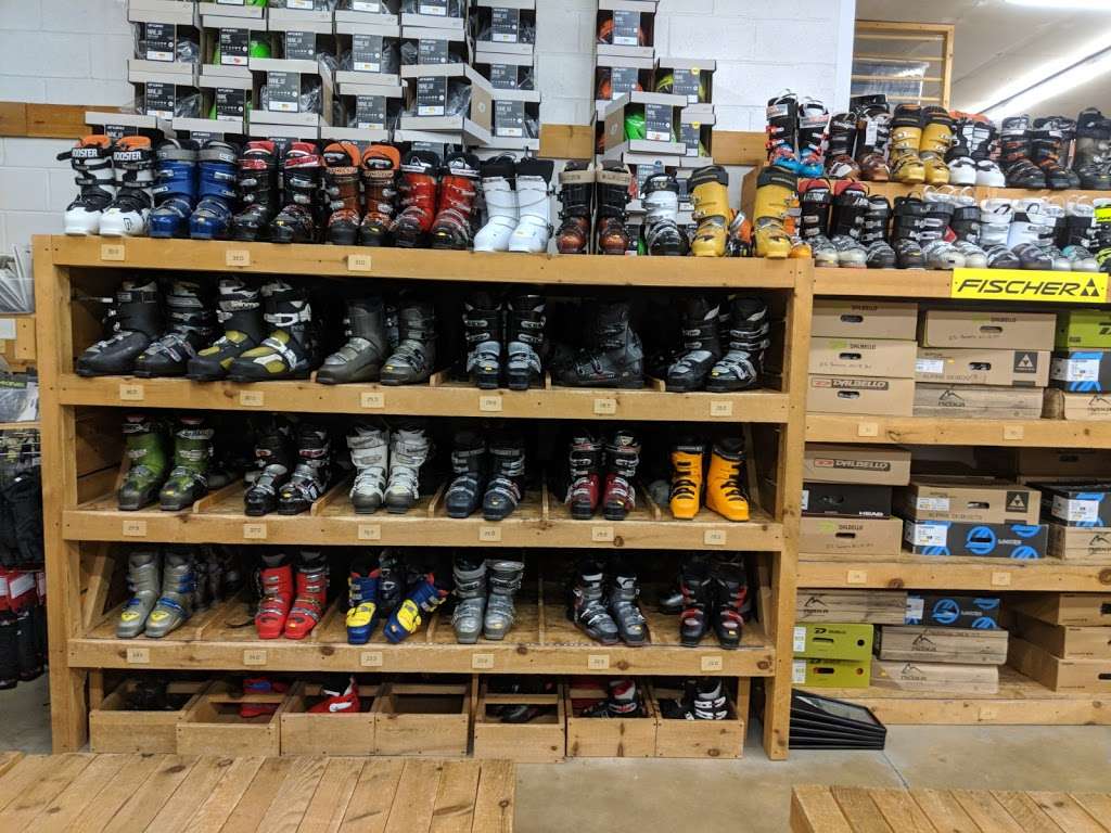 Baltimore Ski Warehouse | 7038 Aviation Blvd, Glen Burnie, MD 21061, USA | Phone: (410) 590-4604