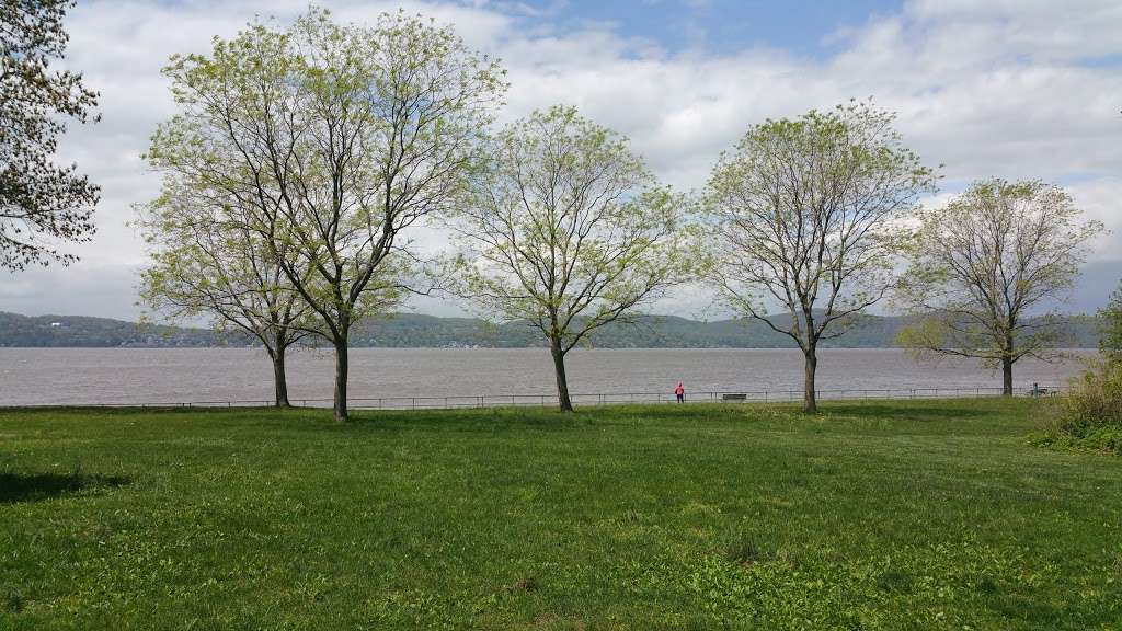 Kingsland Point County Park | Tarrytown Light-Kingsland Point Path, Sleepy Hollow, NY 10591 | Phone: (914) 366-5109