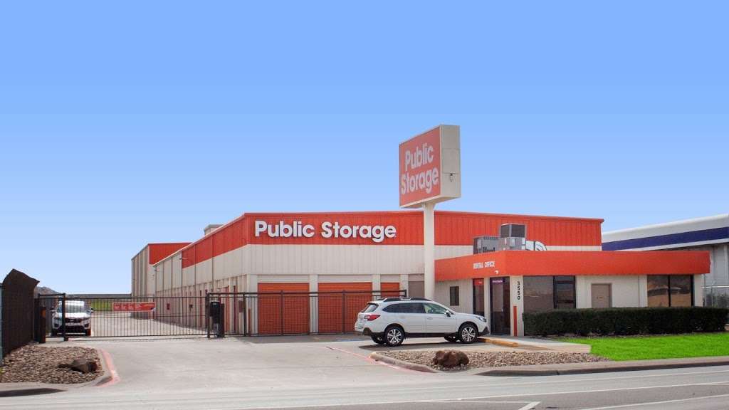 Public Storage | 3550 W Mockingbird Ln, Dallas, TX 75235, USA | Phone: (972) 763-5454