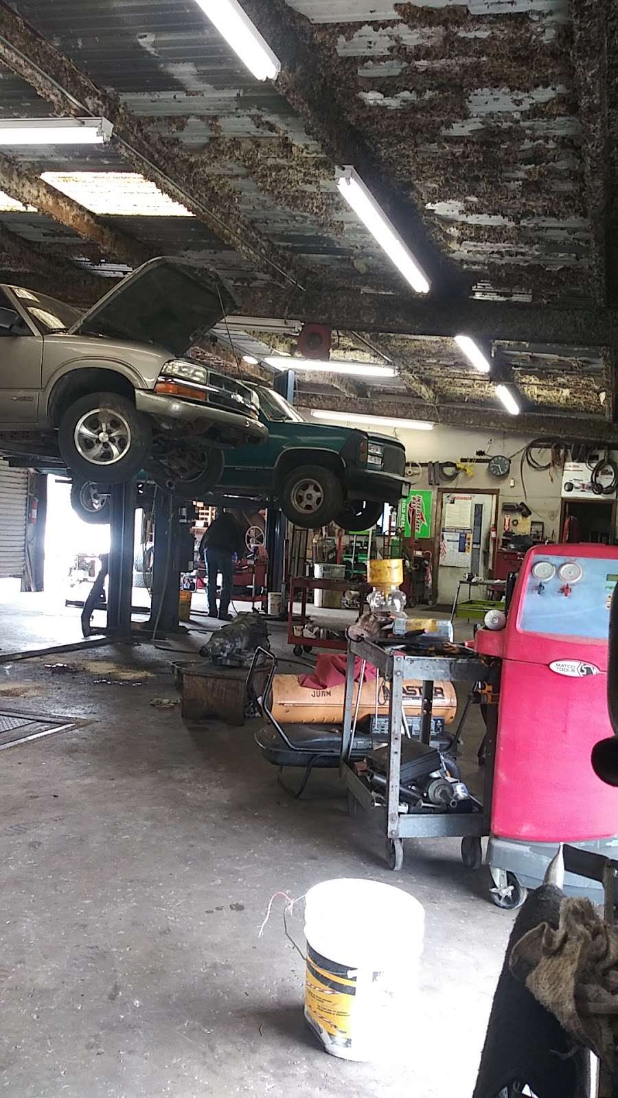 Jl Auto Repair | Pinehurst, TX 77362, USA | Phone: (281) 610-1911