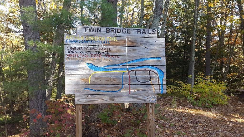 Twin Bridge Park | 485 Daniel Webster Hwy, Merrimack, NH 03054, USA | Phone: (603) 882-1046