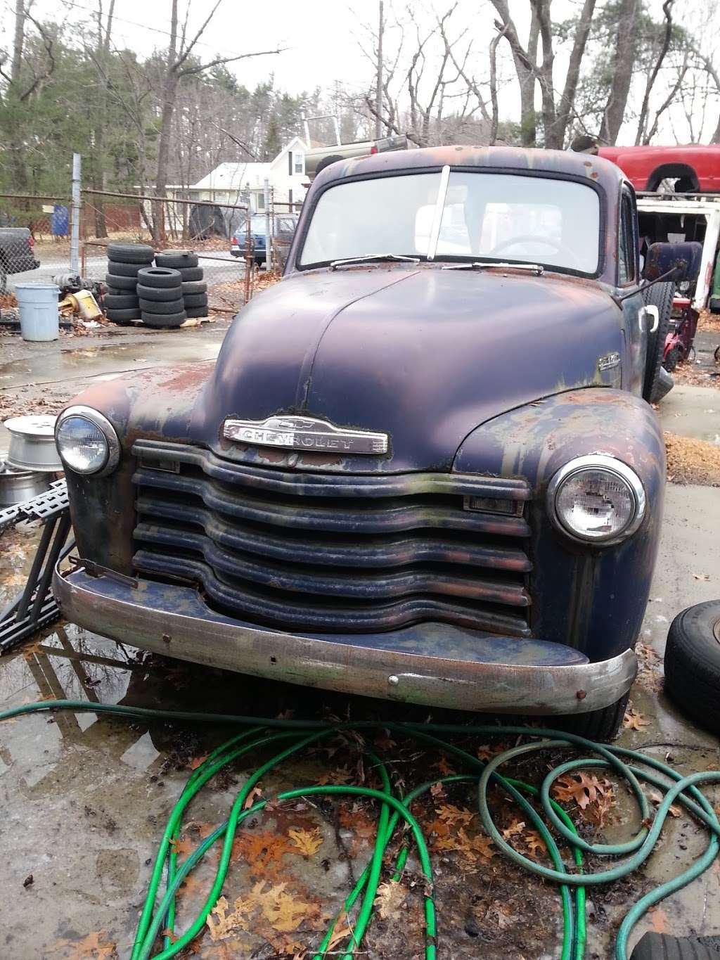 Honks Martin Road Salvage | 37 S Martin Rd, Amesbury, MA 01913, USA | Phone: (978) 388-5810