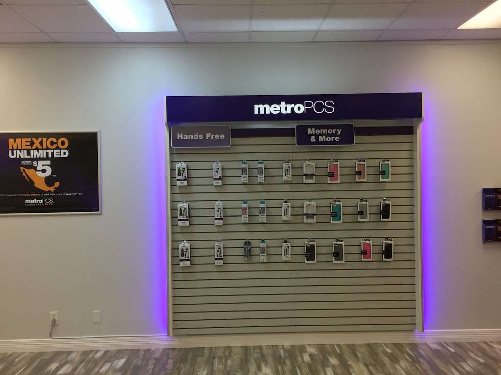 MetroPCS Authorized Dealer | 8420 S Sam Houston Pkwy W #150, Houston, TX 77085, USA | Phone: (832) 649-8296