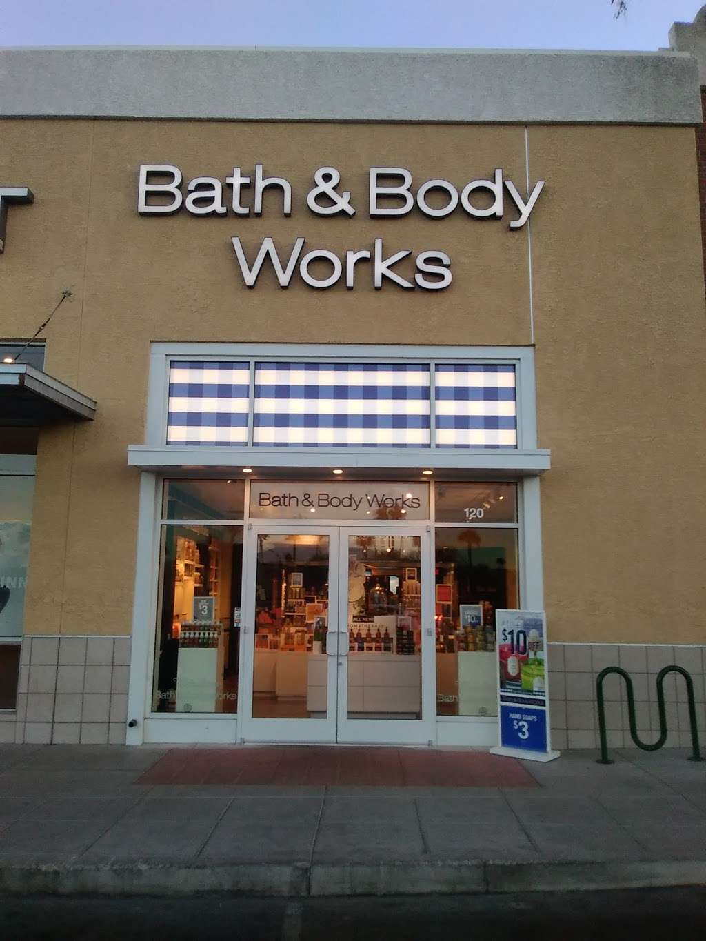 Bath & Body Works | 7961 W Tropical Pkwy, Las Vegas, NV 89149, USA | Phone: (702) 839-4041