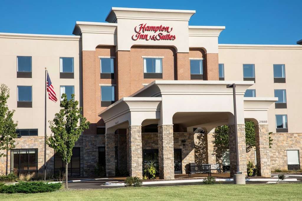 Hampton Inn & Suites Chicago Deer Park | 21660 W Lake Cook Rd, Deer Park, IL 60010, USA | Phone: (847) 726-0500