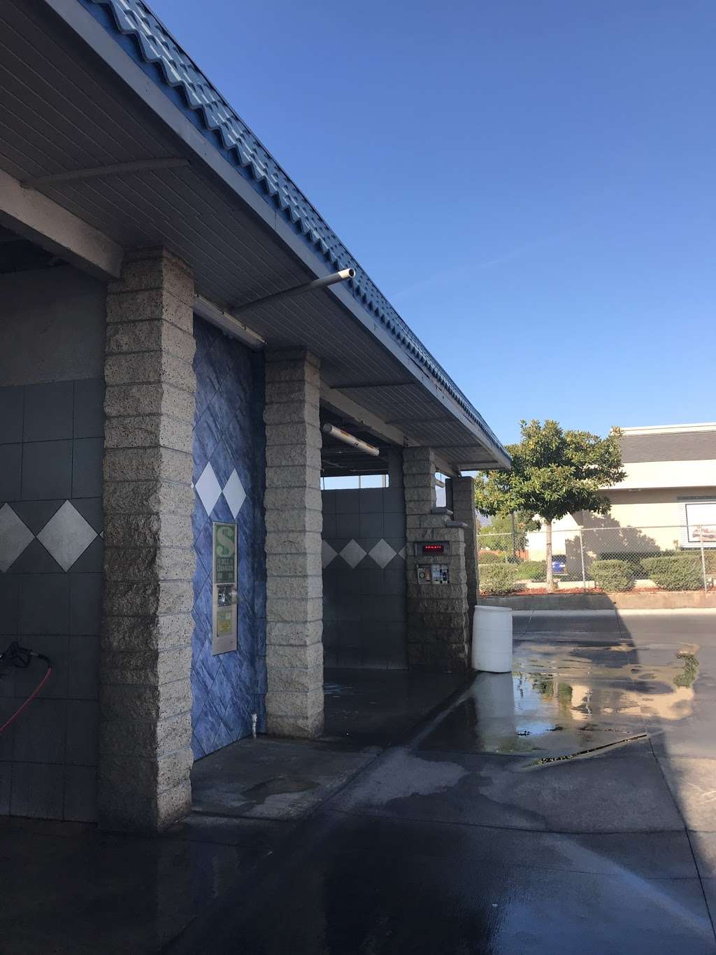 Dollar Coin Car Wash | 577 Vinton Ave, Pomona, CA 91767, USA