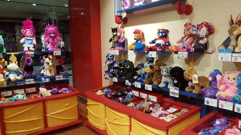 Build-A-Bear Workshop | 3101 PGA Boulevard Ste C117, Palm Beach Gardens, FL 33410, USA | Phone: (561) 630-7734