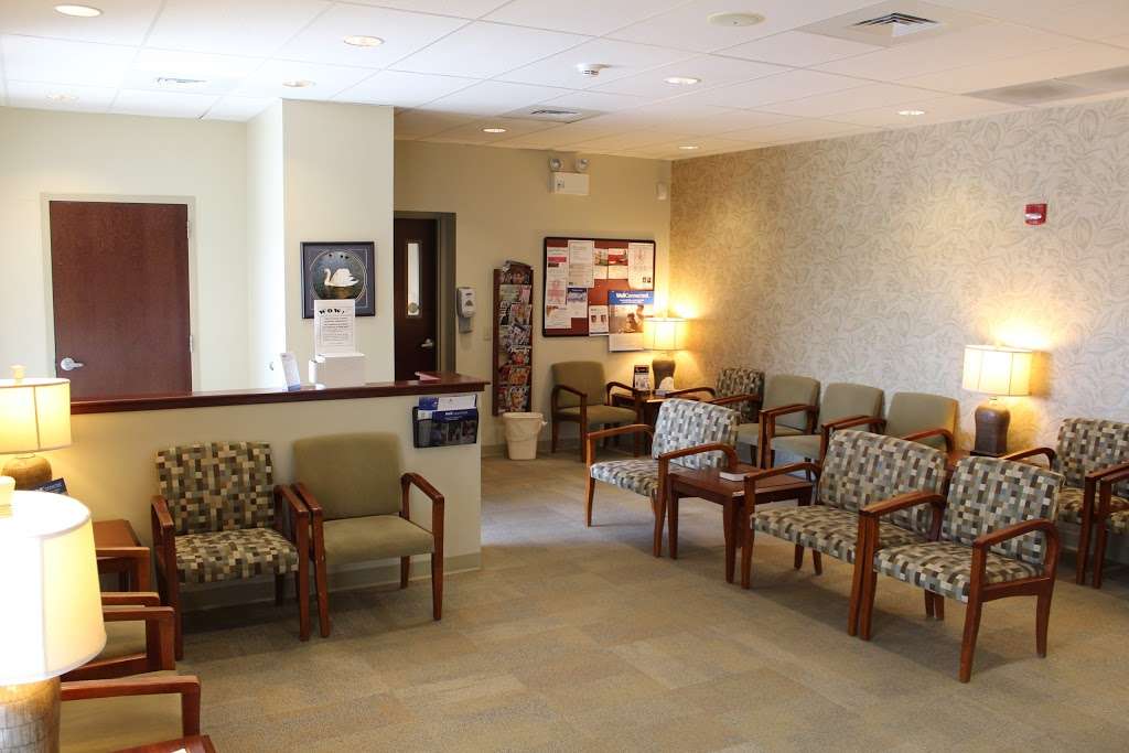 WellSpan Family Medicine - Meadowbrook | 337 W Main St #100, Leola, PA 17540, USA | Phone: (717) 656-6122