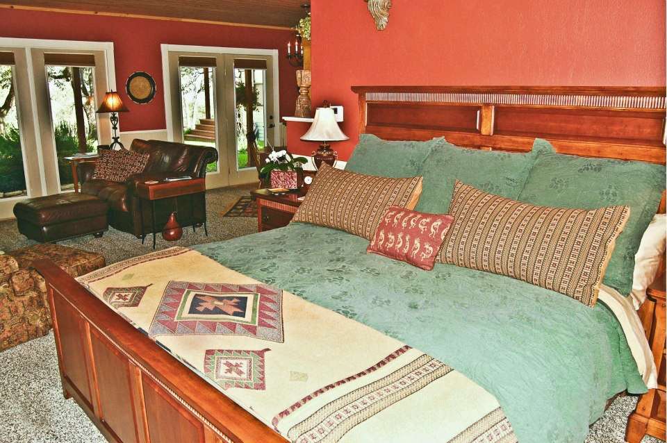Brazos Bed and Breakfast | 20251 Pickens Rd, Washington, TX 77880 | Phone: (979) 251-2719