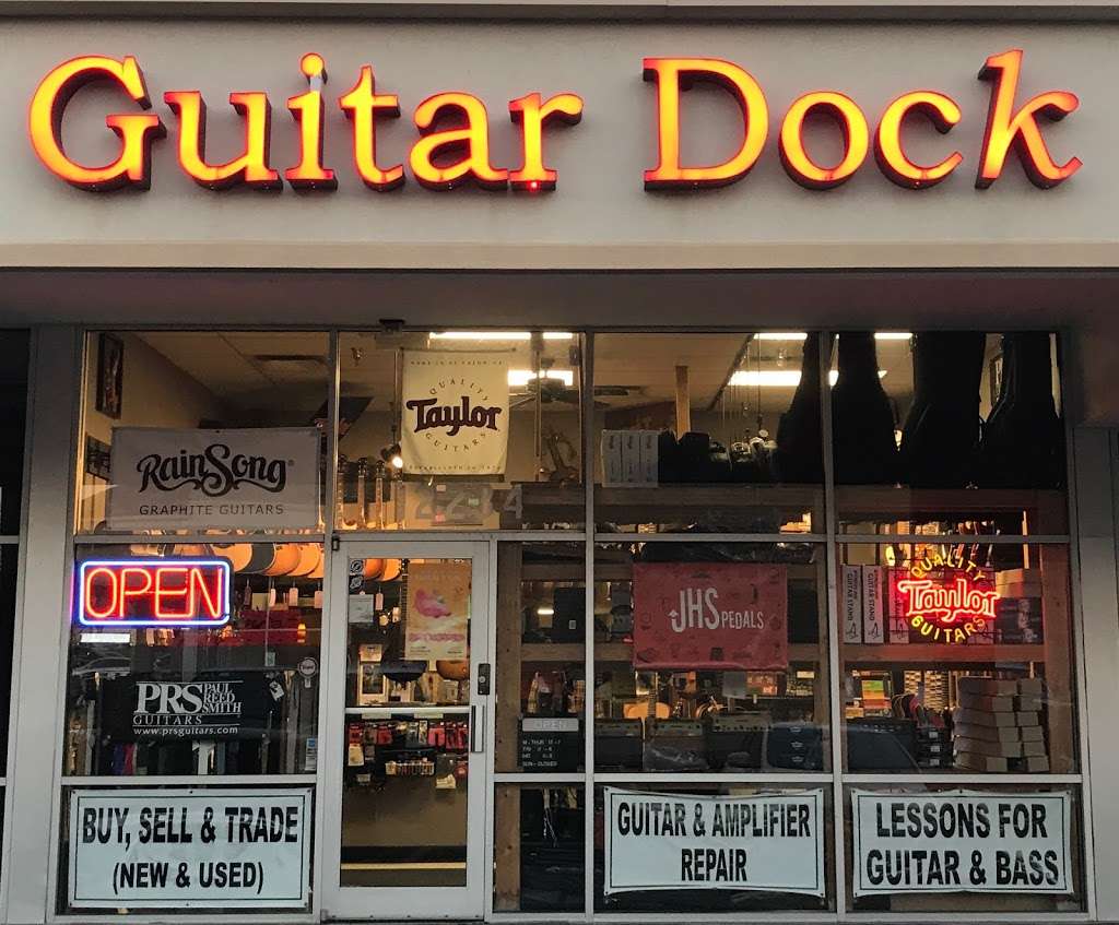 Guitar Dock | 12234 W 95th St, Lenexa, KS 66215 | Phone: (913) 894-6440