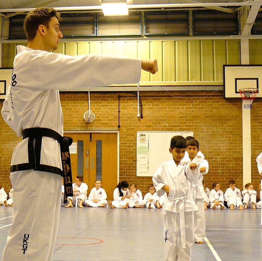 London TKD | London TKD, de Stafford Sports Centre, Burntwood Ln, Caterham CR3 5YX, UK | Phone: 07553 065214