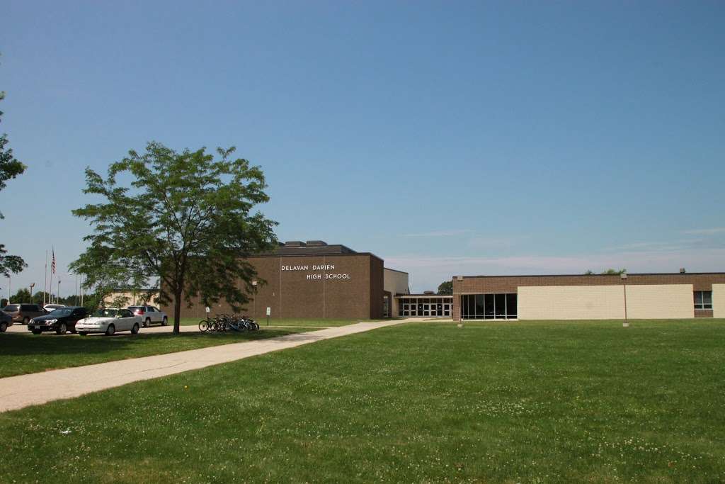 Delavan-Darien High School | 150 Cumming St, Delavan, WI 53115 | Phone: (262) 728-2642