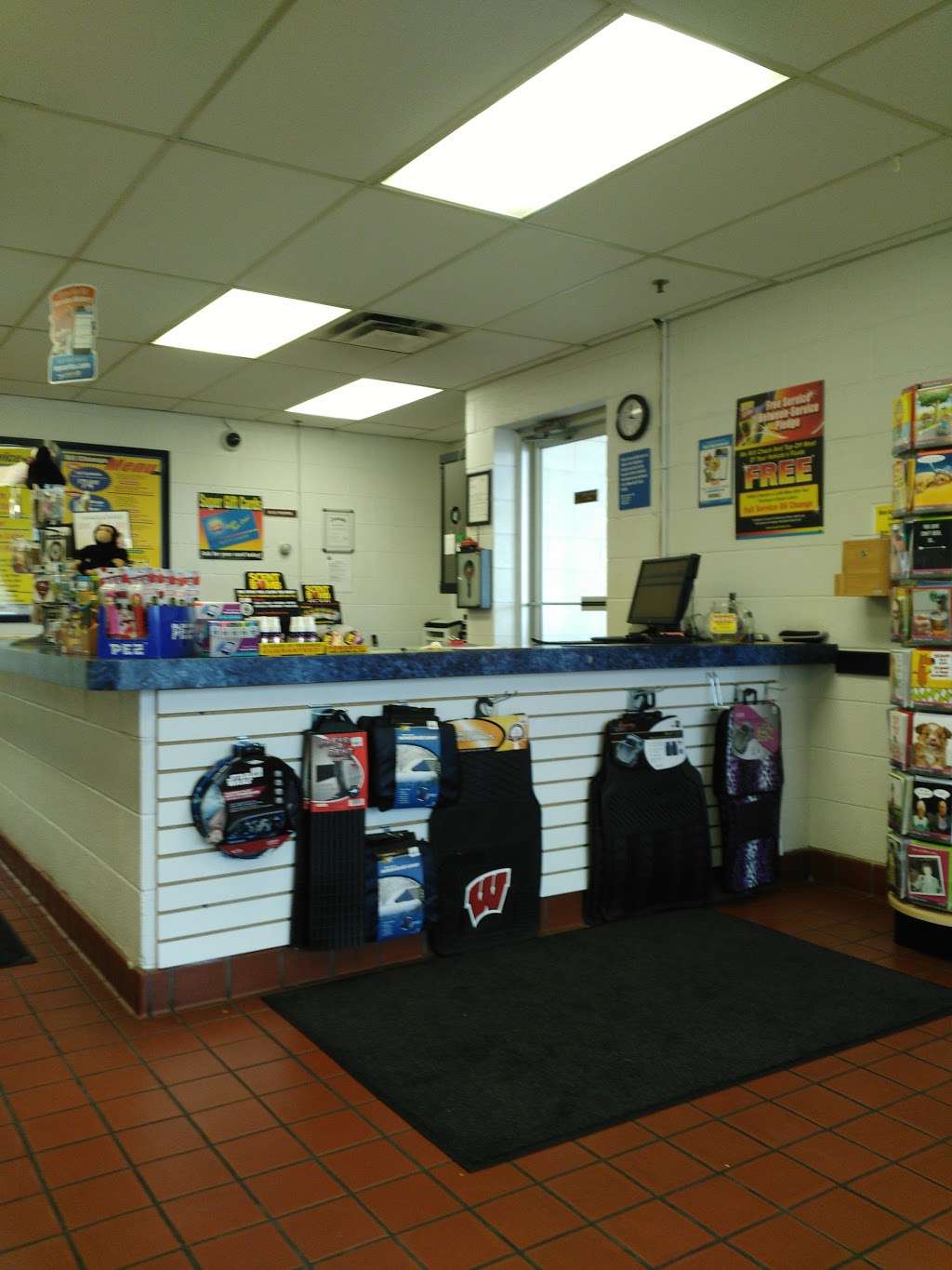 Super-Lube | 6906 S 27th St, Oak Creek, WI 53154, USA | Phone: (414) 435-0447