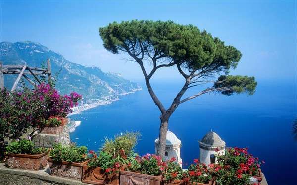 Amalfi Coast Vacation Package | 339 Las Palmas St, Royal Palm Beach, FL 33411, USA | Phone: (914) 673-0400