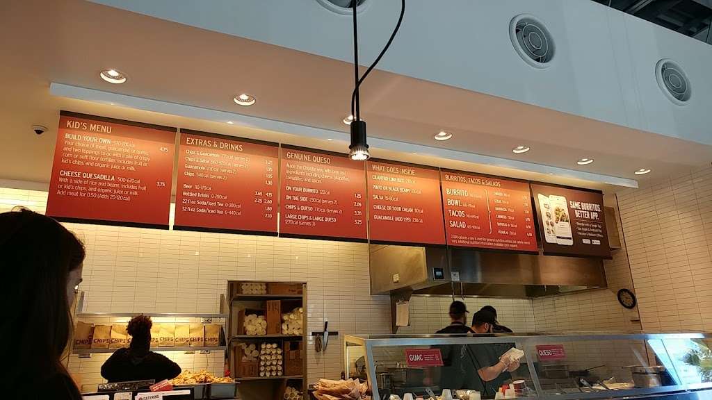 Chipotle Mexican Grill | 19025 US-441, Mt Dora, FL 32757 | Phone: (352) 735-1983