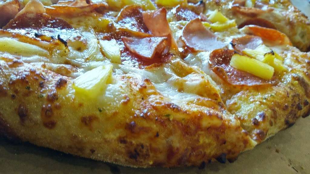 Dominos Pizza | 11420 N Ventura Ave Ste 112, Ojai, CA 93023, USA | Phone: (805) 640-0080