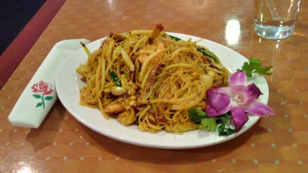 New Asian Bistro | 45 Plaza Drive Unit #600, Walmart Plaza, Tamaqua, PA 18252, USA | Phone: (570) 728-0189