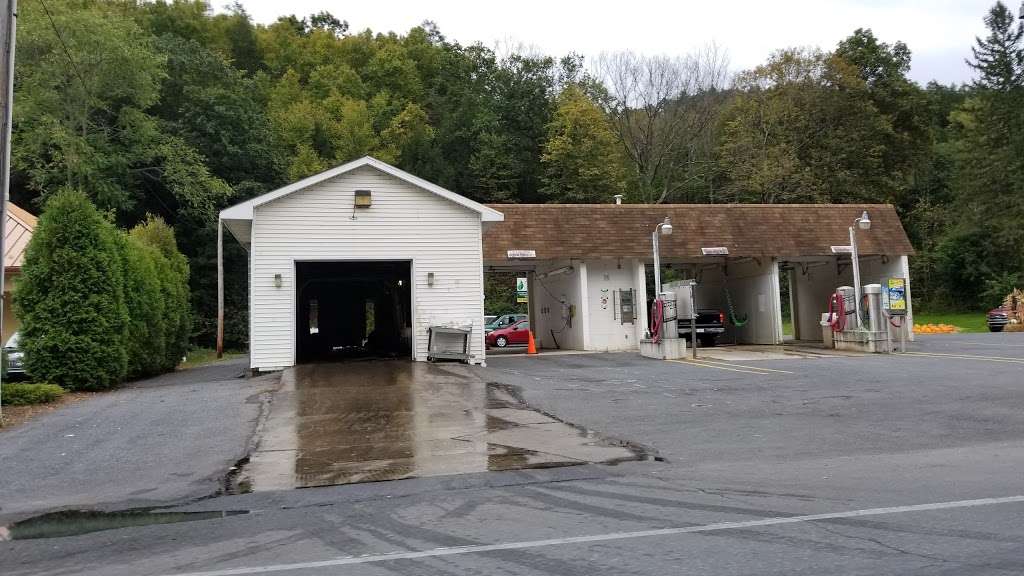 Fedors Car Wash | 613 Blakeslee Blvd Dr E, Lehighton, PA 18235, USA | Phone: (610) 377-1595