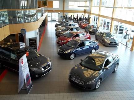 Collins Nissan | 4142 Bardstown Rd, Louisville, KY 40218, USA | Phone: (502) 491-0882