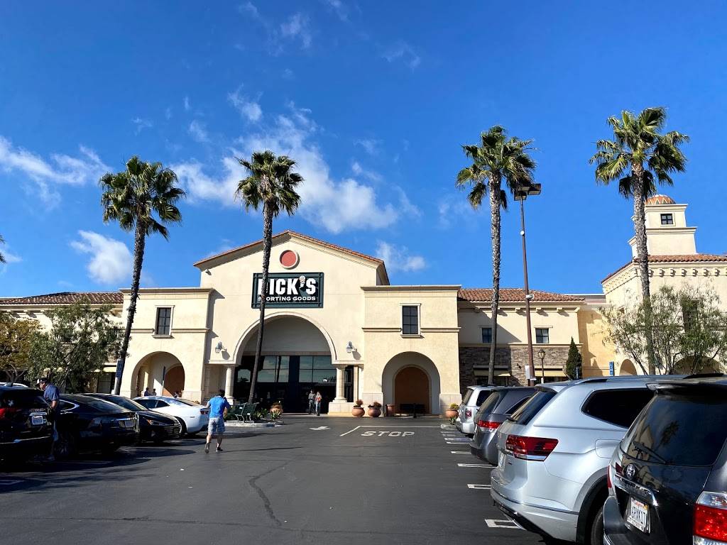 DICKS Sporting Goods | 770 S Pacific Coast Highway, El Segundo, CA 90245, USA | Phone: (310) 726-9123