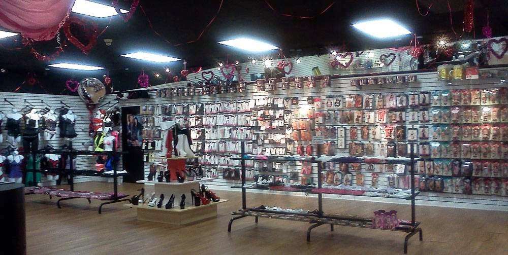 FunZone Gifts | 1031 W Ave I, Lancaster, CA 93534 | Phone: (661) 949-0077