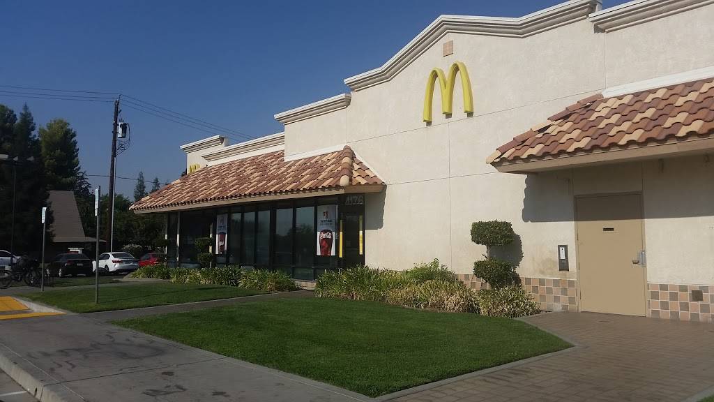 McDonalds | 4176 E Dakota Ave, Fresno, CA 93726, USA | Phone: (559) 221-1377