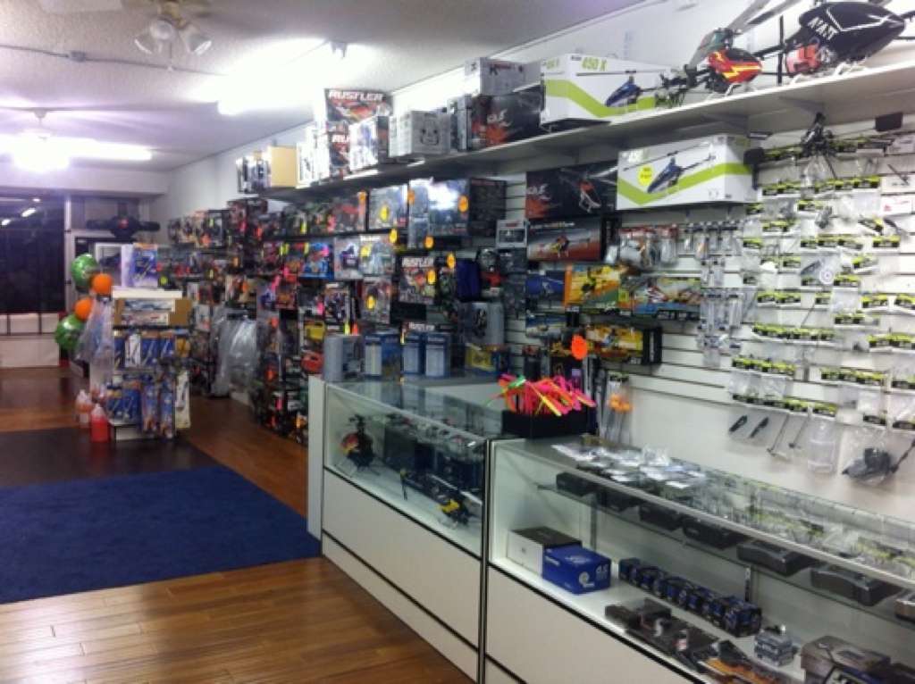 RC Street Shop | 5521 E Spring St, Long Beach, CA 90808, USA | Phone: (562) 425-9000