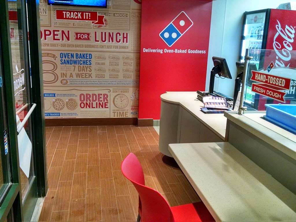 Dominos Pizza | 7900 Stevens Mill Rd Ste K, Matthews, NC 28104, USA | Phone: (704) 882-5100